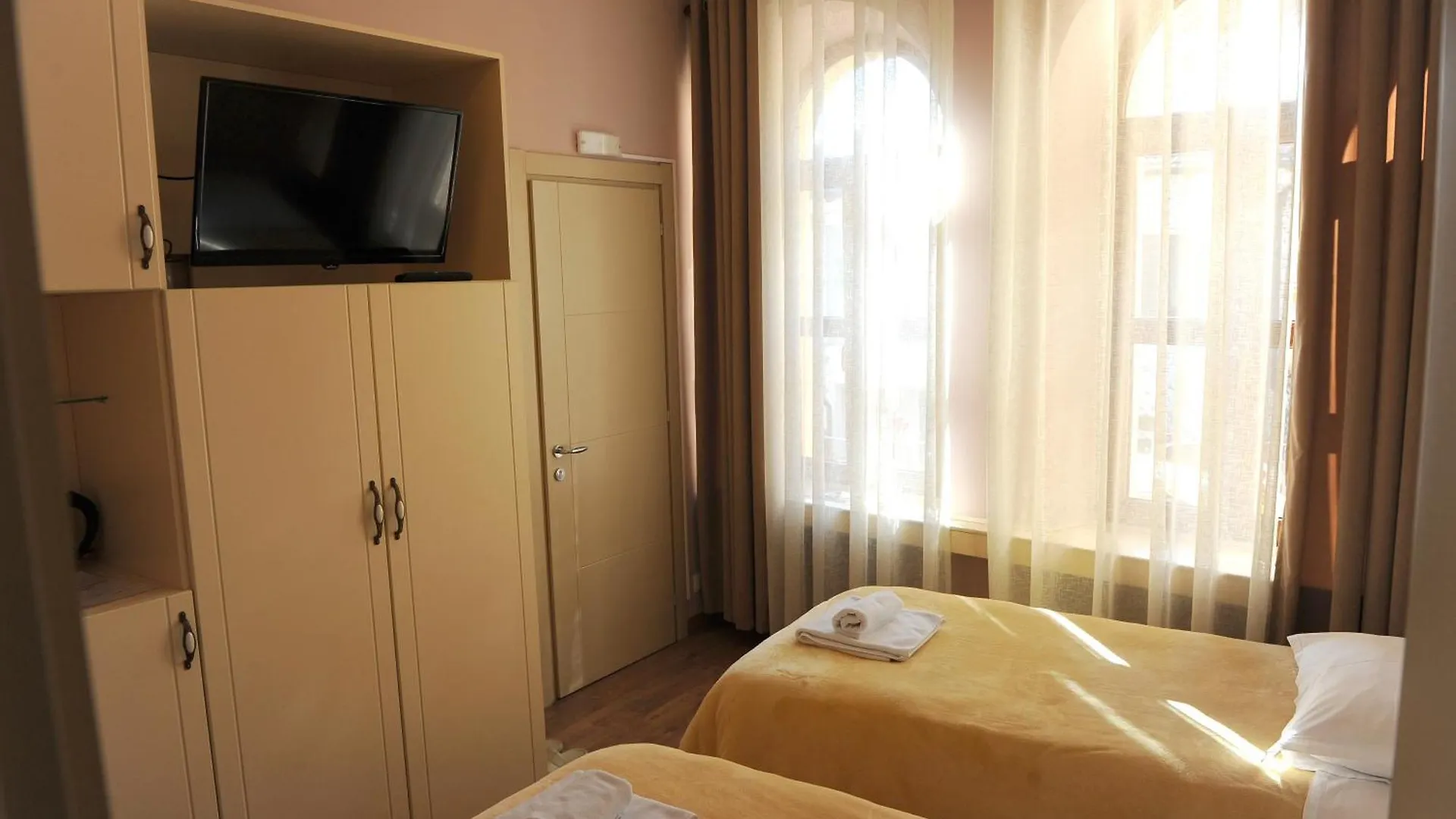 Art Rooms Gjuhadol Shkoder
